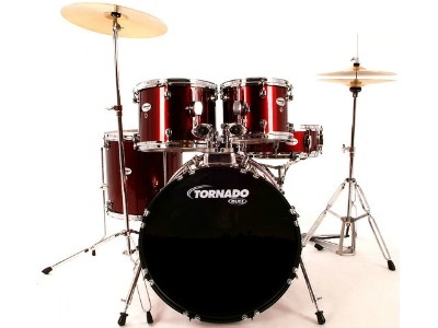 Schlagzeug: Amedia, offers Tornado Mapex, Paiste